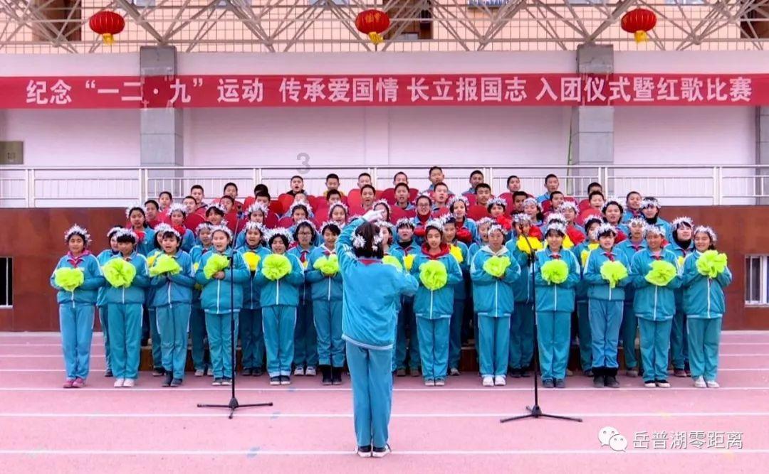 茂密丛林逃生