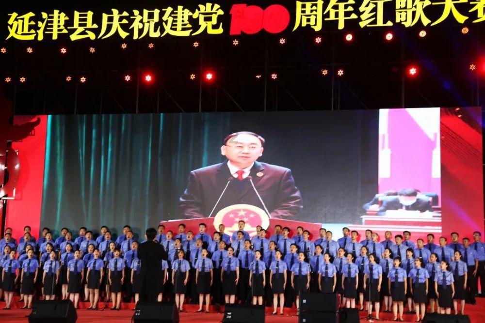 漂亮鹦鹉救援